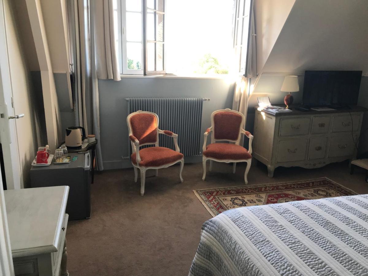 Les Chaumieres Du Pays D'Auge Bed & Breakfast Le Breuil-en-Auge Exterior photo