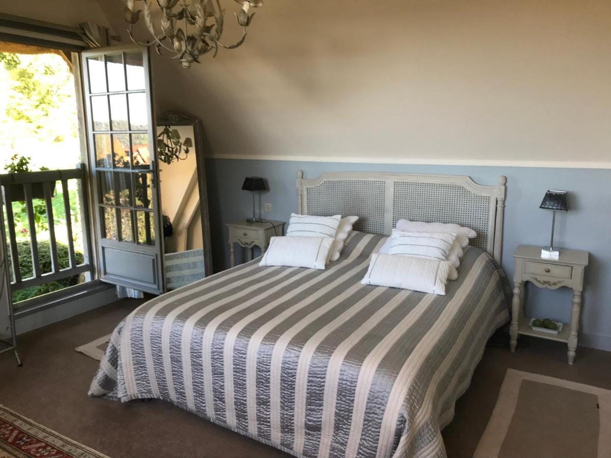 Les Chaumieres Du Pays D'Auge Bed & Breakfast Le Breuil-en-Auge Exterior photo