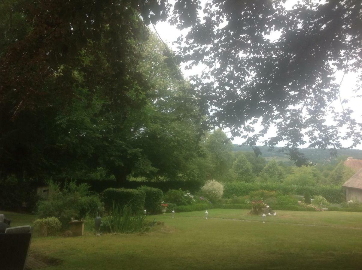 Les Chaumieres Du Pays D'Auge Bed & Breakfast Le Breuil-en-Auge Exterior photo